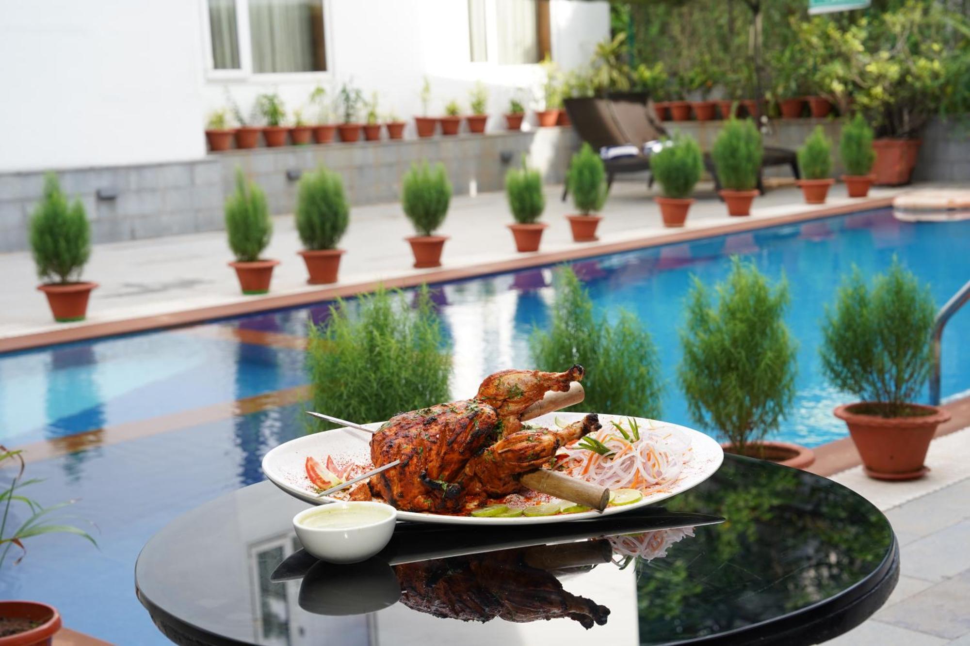 Ira By Orchid Bhubaneswar Hotel Eksteriør billede